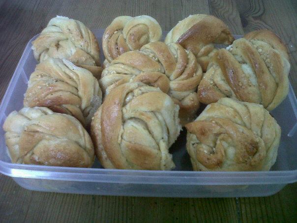 Bollos de cardamomo.jpg