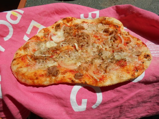Pizza cebolla atún