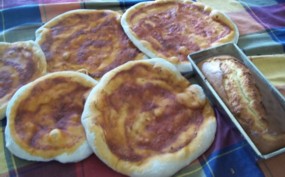 prepizzas y budín.JPG