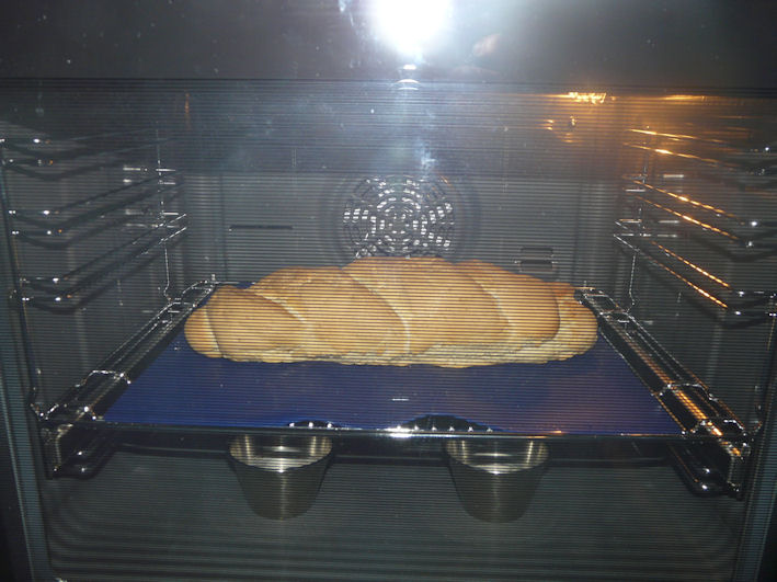 Pan candeal hornof.jpg