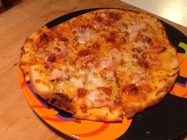 Pizza MM.JPG