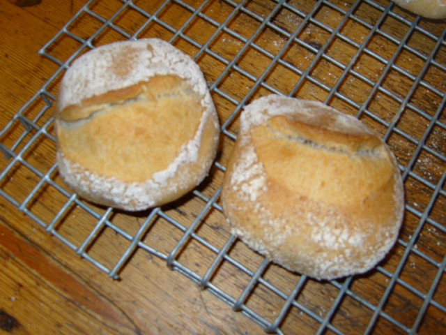 petits pains au levain